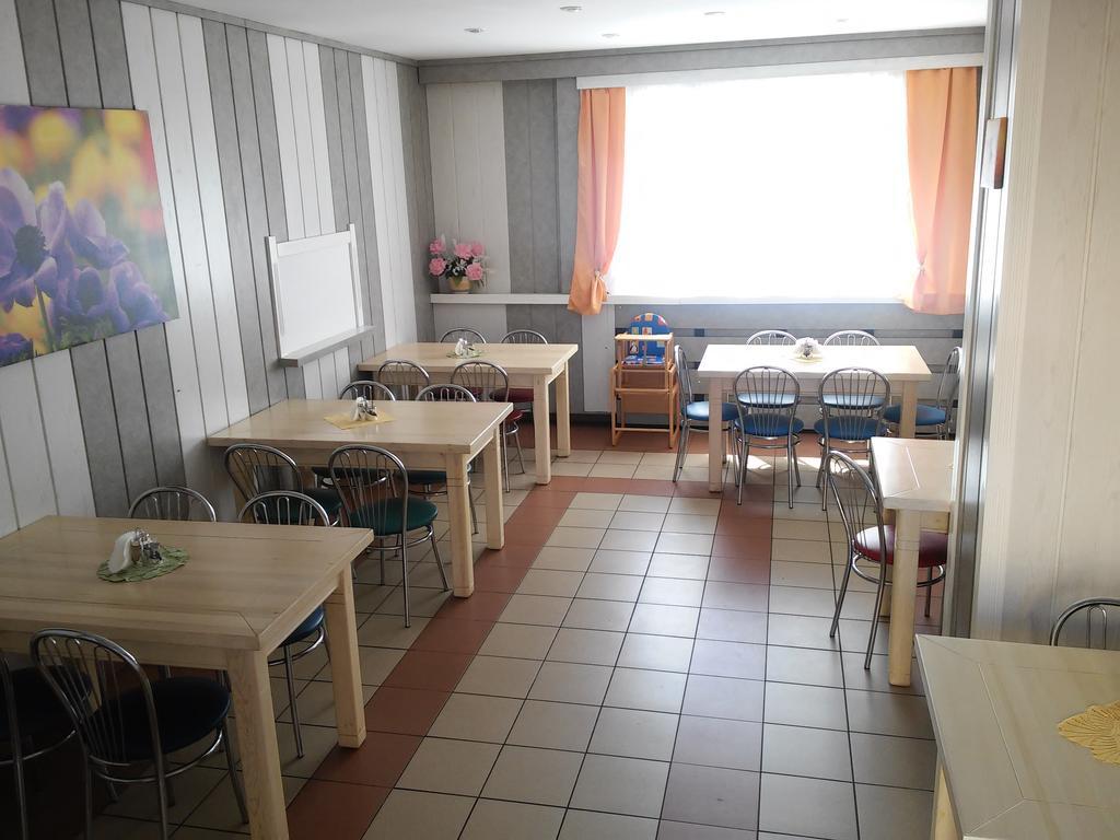 Pokoje Gościnne Stołówka- Swarzewianka Swarzewo Exterior foto