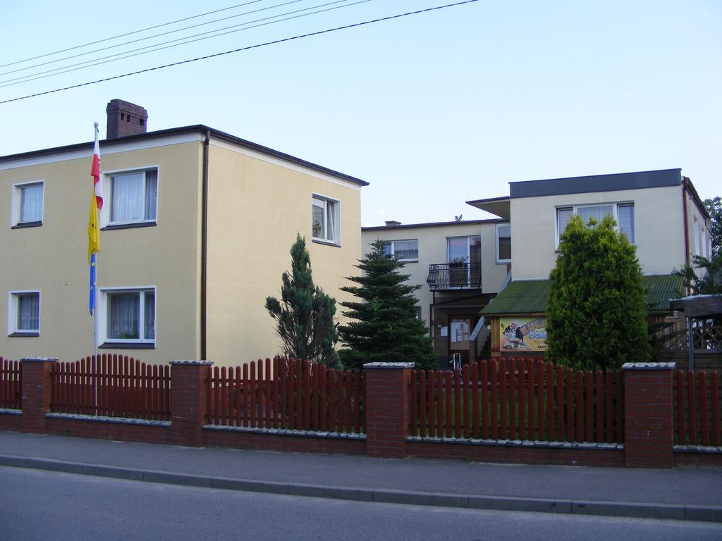 Pokoje Gościnne Stołówka- Swarzewianka Swarzewo Exterior foto
